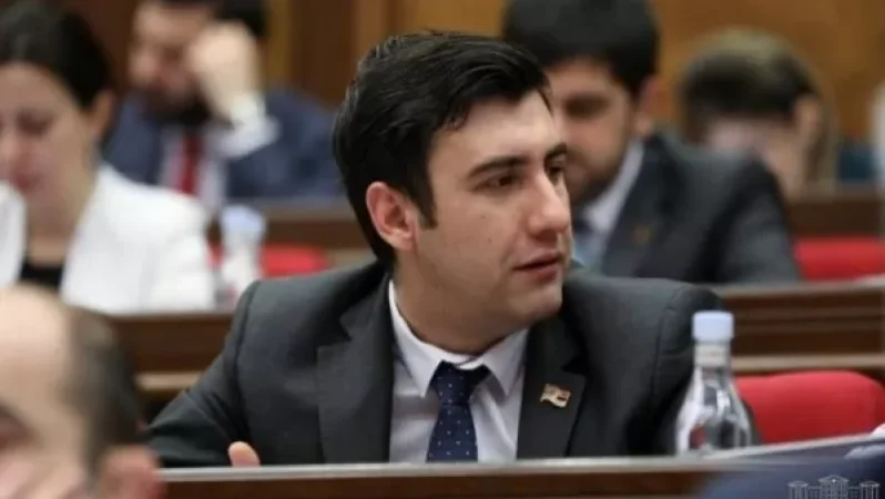 Նախկին պատգամավորի տիկնոջ թեկնածությունը չեն առաջադրել, քանի որ ամուսնուն դեսպան են նշանակելու․ «Հրապարակ»