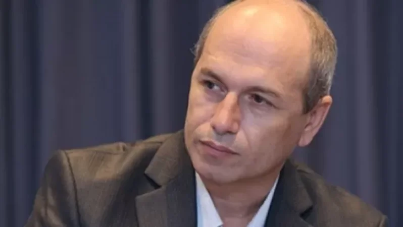 Որ մեքենաների մագը զլած վարորդներին չենք ծեծել, Ալենն ու Հրաչը պիտի պարեն հունական կղզում. Գեղամ Նազարյան