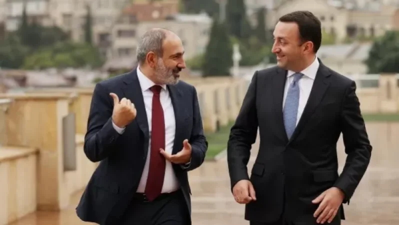 Փաշինյանը Բաթումում մոտ 3-4 ժամ անակնկալ «անհետացել» է. «Փաստ»