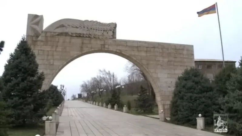 Հնչել էր կրակոց․ «Եռաբլուրի» մոտ տեղի ունեցած վիճաբանության մասնակիցներից 2-ը հայտնաբերվել են