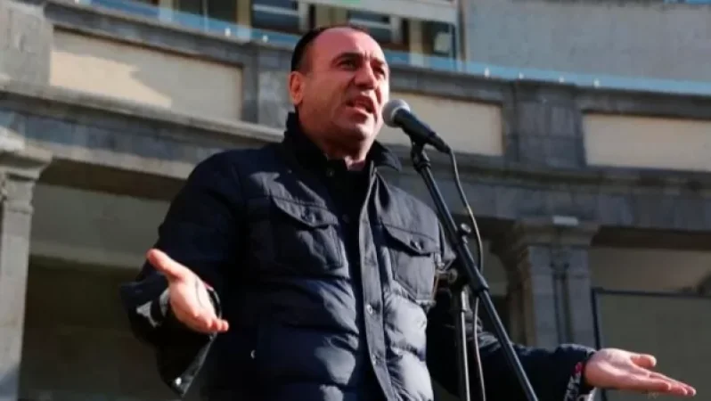 Դուք Նժդեհ ցիտելով, թուրքի դեմքին ժպտացողն եք․ Ռուբեն Մխիթարյան