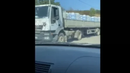 ՏԵՍԱՆՅՈՒԹ․ Սա ձեր նվերն է հայ ազգին․ պատգամավորը՝ Կարմիր Շուկա ճանապարհին թշնամու մեքենաների շարասյունն է նկարահանել