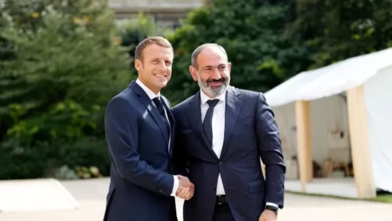 Ֆրանսիան Հայաստանի կողքին է. Մակրոնը հայալեզու գրառում է կատարել