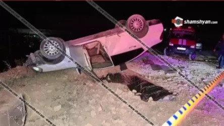 Բախվել է բետոնե արգելապատնեշներին. վարորդի դին հայտնաբերվել է մեքենայից դուրս