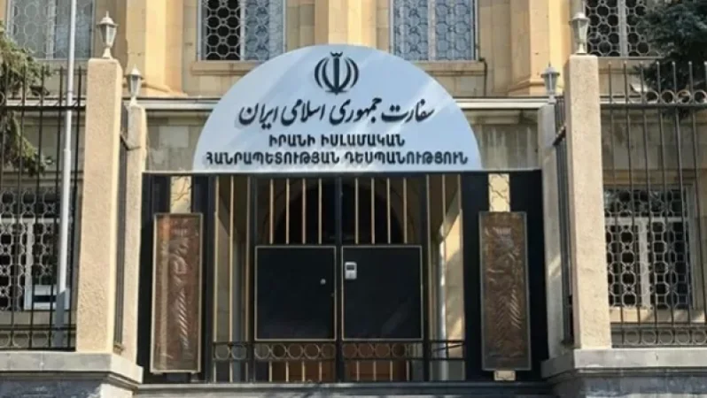 Իրանցի վարորդներին ծախսեր են պարտադրվում. դանդաղել է իրանական բեռնատարների տեղաշարժը