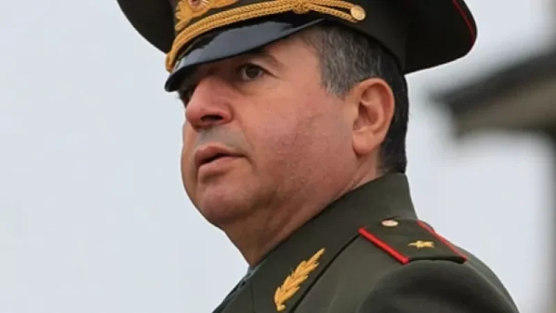 Արշակ Կարապետյանը հանձնարարական է տվել բջջային կապից օգտվելու մասին