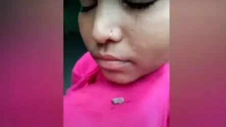 ՏԵՍԱՆՅՈՒԹ. Հնդկաստանում 15-ամյա աղջկա աչքերից քարեր է թափվում