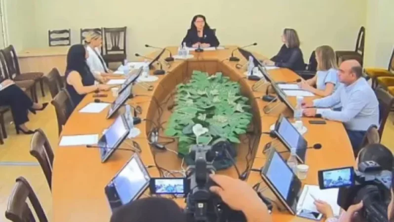 Պետական պաշտոնյաների կյանքը մեկ քայլով էլ կբարելավվի. «Ժողովուրդ»