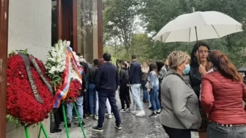 Վերջին հրաժեշտը Հայկոյին