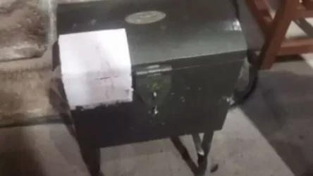 Ոստիկանները տաք հետքերով բռնել են «Սուրբ Աստվածածին» եկեղեցու մետաղյա գանձանակը գողացողին, ով փորձում էր կոտրելու միջոցով բացել այն