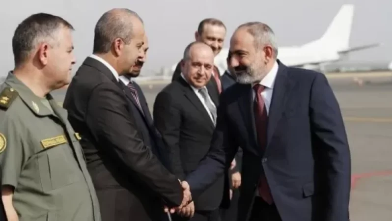 Serious Confrontation Between Arshak Karapetyan and Armen Abazyan