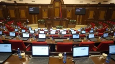 Ընդդիմադիրները պահանջում են ԱԱԾ տնօրենի, Պաշտպանության նախարարի հետ հանդիպում