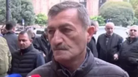 Ունենք Հայաստանի անձնագիր, սակայն որևէ իրավունք չունենք․ հադրութցիների բողոքի ակցիան՝ կառավարության առջև