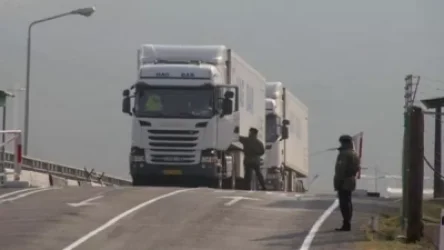 Թուրքիան արգելափակել Է իրանական բեռնատարների բոլոր չորս անցակետերը