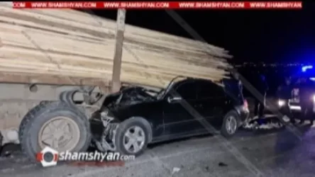 52-ամյա վարորդն իր «Mercedes»-ով մխրճվել է «MAZ» մակնիշի բեռնատարի հետնամասի մեջ. նա տեղում մահացել է