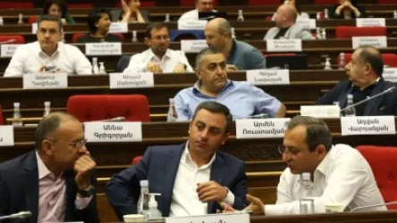 «Հայաստան» խմբակցությանը զարմացնում է, որ ՀՀ նախագահն ինքը օրենսդրական փաթեթի վերաբերյալ չի դիմել ՍԴ