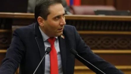 Այս ամենը տեսնելով իշխանությունները դեռ առաջ են մղում «ամեն գնով բարիշել թուրքերի հետ» թեզը. Արման Աբովյան