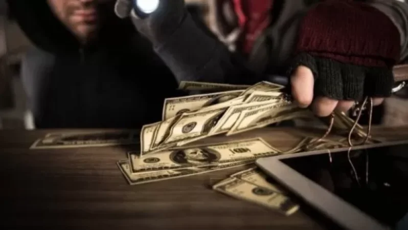 Վանաձորում թալանել են Լոռու մարզպետարանի աշխատակցի բնակարանը