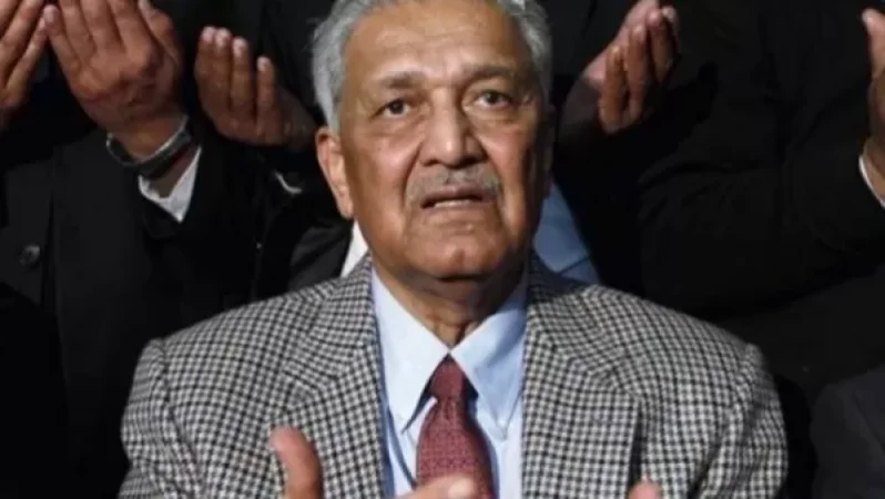 Մահացել է Պակիստանի միջուկային ծրագրի ղեկավար Աբդուլ Քադիր Խանը