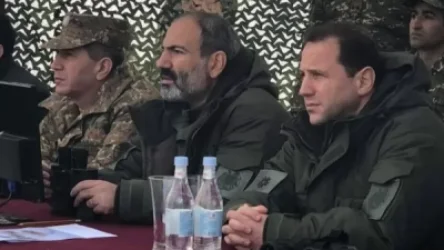 ՏԵՍԱՆՅՈՒԹ. Դավիթ Տոնոյանը Փաշինյանին հասկացնում է՝ չեմ խոսի, ինձ բաց թո՞ղ․ ինչպես է մեկնաբանում Վարդևանյանը