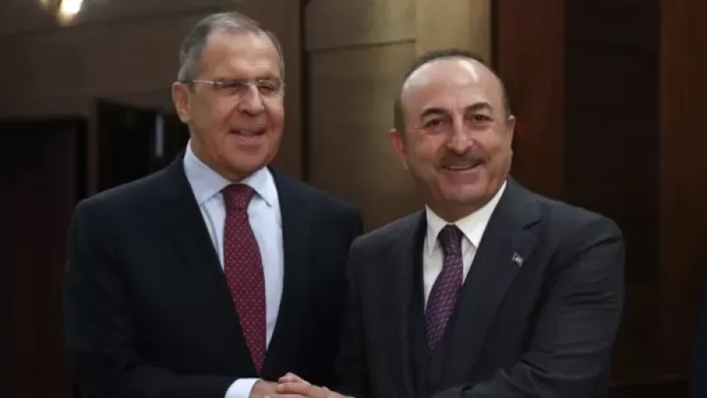 Լավրովը Սերբիայում այսօր կարճ հանդիպում ունեցավ Թուրքիայի ԱԳՆ ղեկավարի հետ