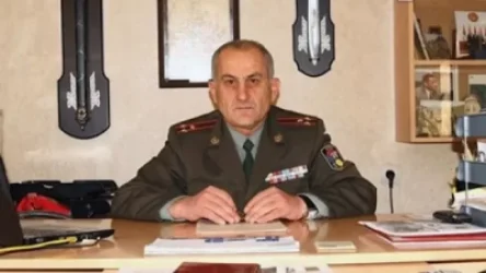 Նորից մեղավորների «շքերթ» է, բայց այս անգամ արդեն «ներկաների» նշանակած նախարարի, ԳՇ պետի և այլոց մասնակցությամբ. Սենոր Հասրաթյան