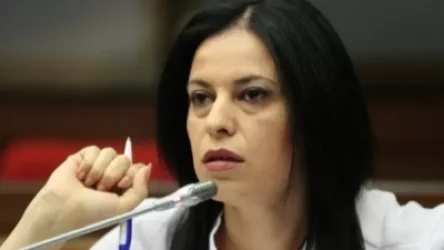 «Թշնամին կրակում է ներսից ու դրսից». պատգամավոր