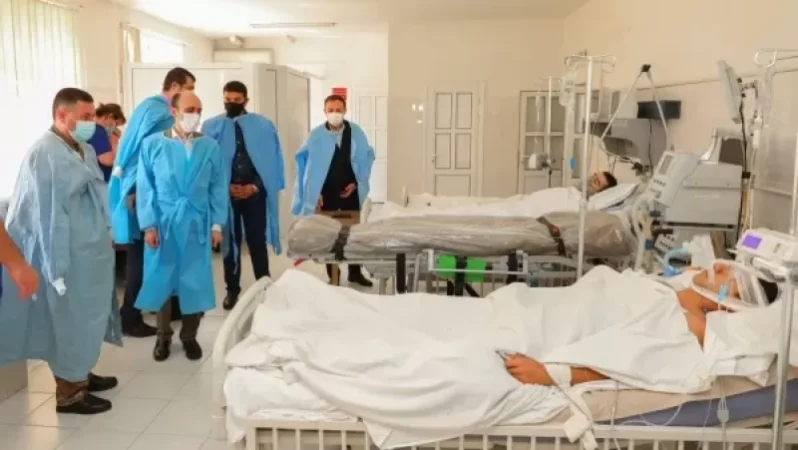 Pictures: Only One Soldier in Critical Condition, Life is Not in Danger, Says Beglaryan