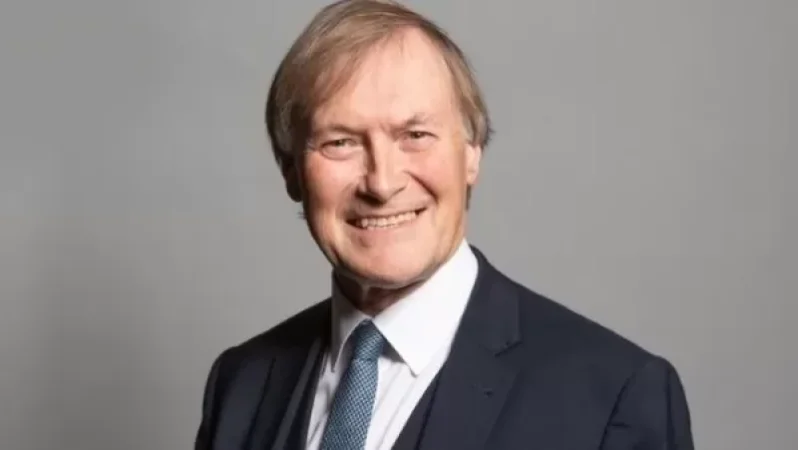 Բրիտանացի պատգամավորին դանակով սպանել են եկեղեցում ընտրողների հետ հանդիպմանը