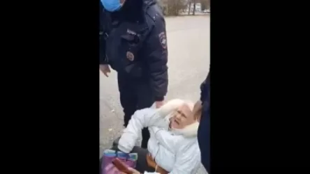 ՏԵՍԱՆՅՈՒԹ. Բաշկիրիայում ոստիկանները թոշակառուին ուժով դուրս են բերել միջքաղաքային ավտոբուսից