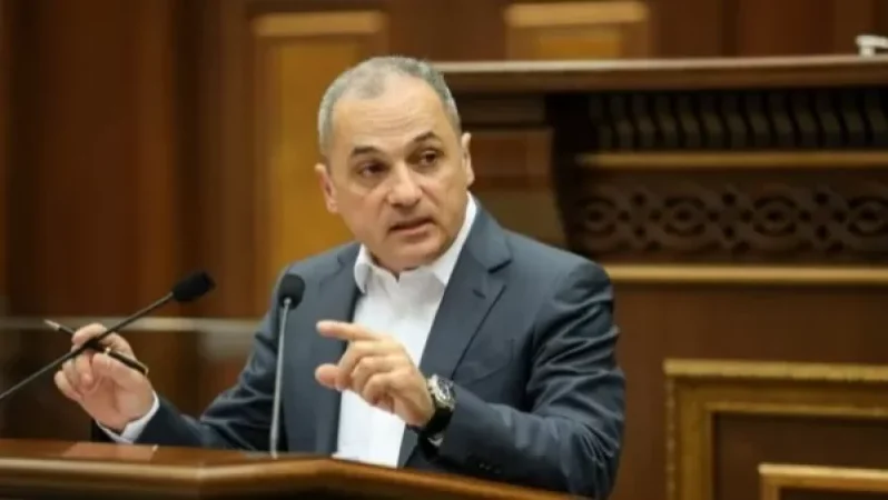 Տիգրան Ավինյանը մասնագիտական ունակություններ չունի, որ ղեկավարի կոմբինատը. Հակոբյան