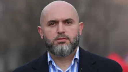 Այս ուշ ժամին Էրեբունու ոստիկանական բաժնից մեր տուն են եկել ոստիկաններ․ Արմեն Աշոտյան