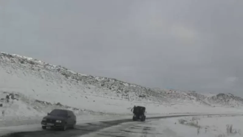 Որոշ ավտոճանապարհներին թույլ ձյուն է տեղում. խորհուրդ է տրվում երթևեկել ձմեռային անվադողերով