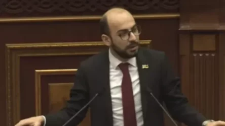 Կարծում եմ՝ Գեղամ Մանուկյանի մոտ ավանդույթ է դարձել, որ լեզուն մտքից առաջ է ընկնում. պատգամավոր