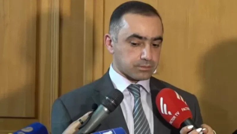 Գորիս-Կապան ավտոճանապարհի հատվածում քաղաքացիներին ուղեկցում է ոստիկանությունն ու ԱԱԾ-ն․ Ֆիդանյան