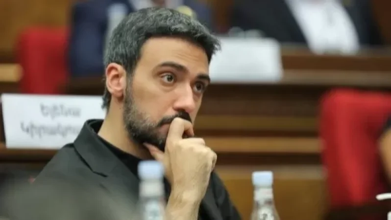 Պարզ է դառնում, որ ադրբեջանական կողմի հետ կապ կա․ այդ կապով ինչո՞ւ չեն բարձրացնում ռազմագերիների հարցը. պատգամավոր