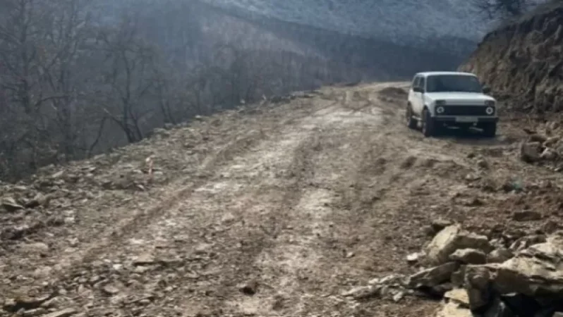 Պապիկյանը ցեխի մեջ չի մնացել․ Սյունիքի մարզպետարանից հերքում են