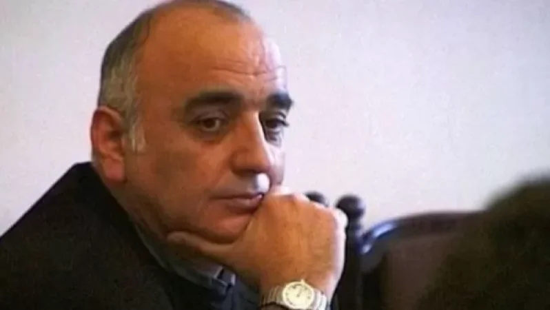 Ստորագրահավաք` Վանո Սիրադեղյանի աճյունը Կոմիտասի անվան պանթեոնում ամփոփելու պահանջով