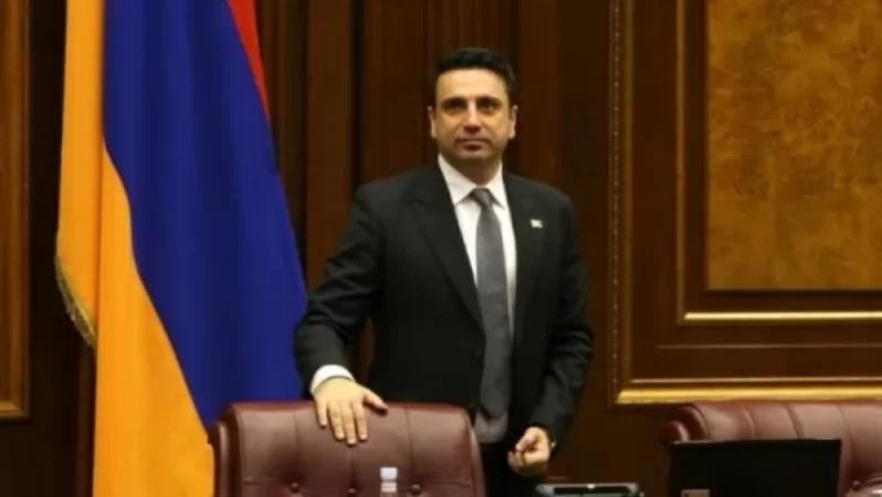 Տիկին Կրպեյանը դեռ պատգամավոր չէ, քանի որ չի երդվի այս պահին. Ալեն Սիմոնյան