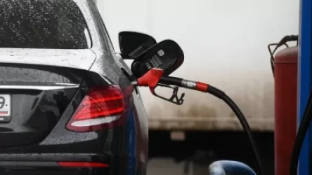Օլիգարխները թալանում են. բենզինի գինը Վրաստանում 480 դրամ է, իսկ մեզ մոտ՝ 520 դրամ. տնտեսագետ