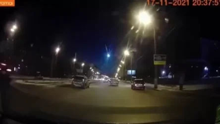 ՏԵՍԱՆՅՈՒԹ. Ռուսաստանում երկնաքարի նմանվող լուսավոր առարկա է ընկել