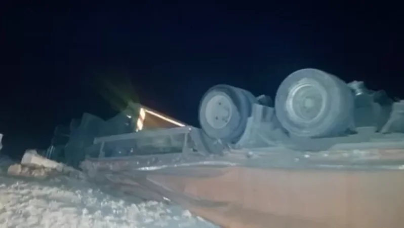 Անգեղակոթի մոտ բեռնատար է շրջվել. կա զոհ