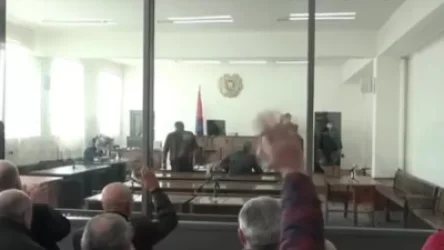 ՏԵՍԱՆՅՈՒԹ. Դատարանում Չարչյանին ծափերով դիմավորեցին