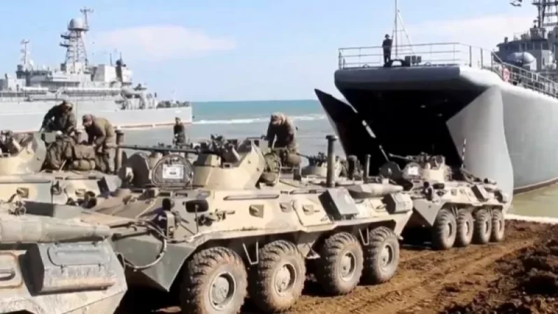 Ukrainian Defense Ministry: 'Russia Prepares for Attack in Late January or Early February'