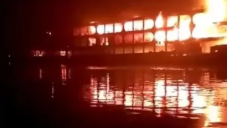 ԼՈՒՍԱՆԿԱՐՆԵՐ. Բանգլադեշում նավի վրա բռնկված հրդեհի հետեւանքով 32 մարդ է զոհվել