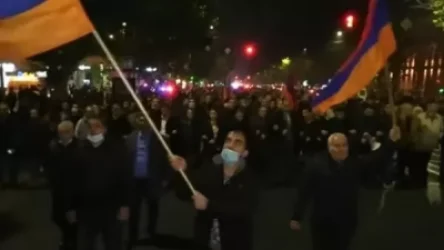 «Ազատագրական շարժման» քայլերթ է իրականացնում. նրանք պահանջել են Փաշինյանից գալ հրապարակ