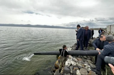 Սևանա լճից դուրս է բերվել ապօրինի տեղադրված 101 հատ խեցգետնաորսիչ և 7 հատ ձկնորսական ցանց