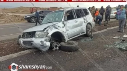 ՊՆ ծառայողը Mitsubishi Pajero-ով բախվել է բետոնե արգելապատնեշներին. կա վիրավոր