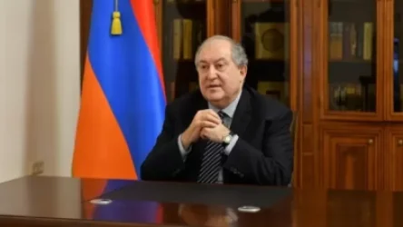 Ինչու նախագահը հաշվի չի առել հոգեւոր հայրերի կարծիքը․ նա ստորագրել է տոների մասին օրենքում փոփոխություններ կատարելու օրենքը