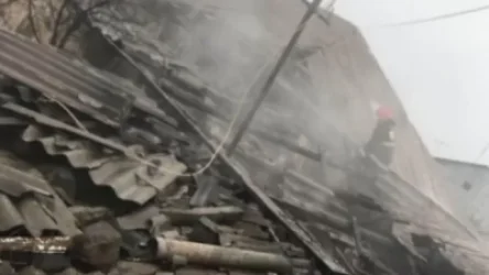 Էջմիածնի տներից մեկի ավտոտնակում հրդեհ է բռնկվել